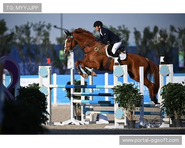 现代五项赛马环节，选手与马匹默契考验