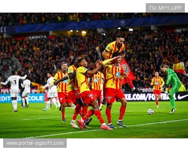 朗斯崛起打破巴黎垄断，法甲进入群雄争霸新时代